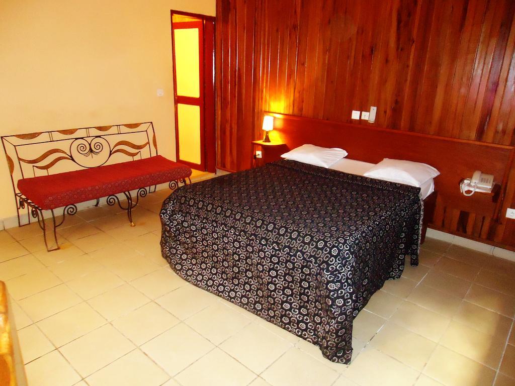 Saffana Hotel Douala Cameră foto